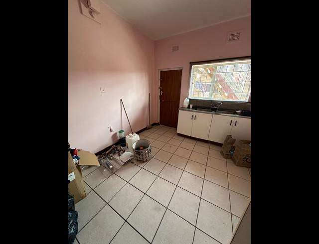 65M² BUSINESS TO LET IN PIETERMARITZBURG CENTRAL